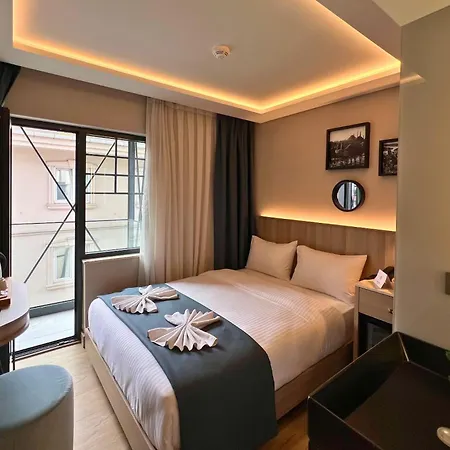 Woxx Hotell 3*